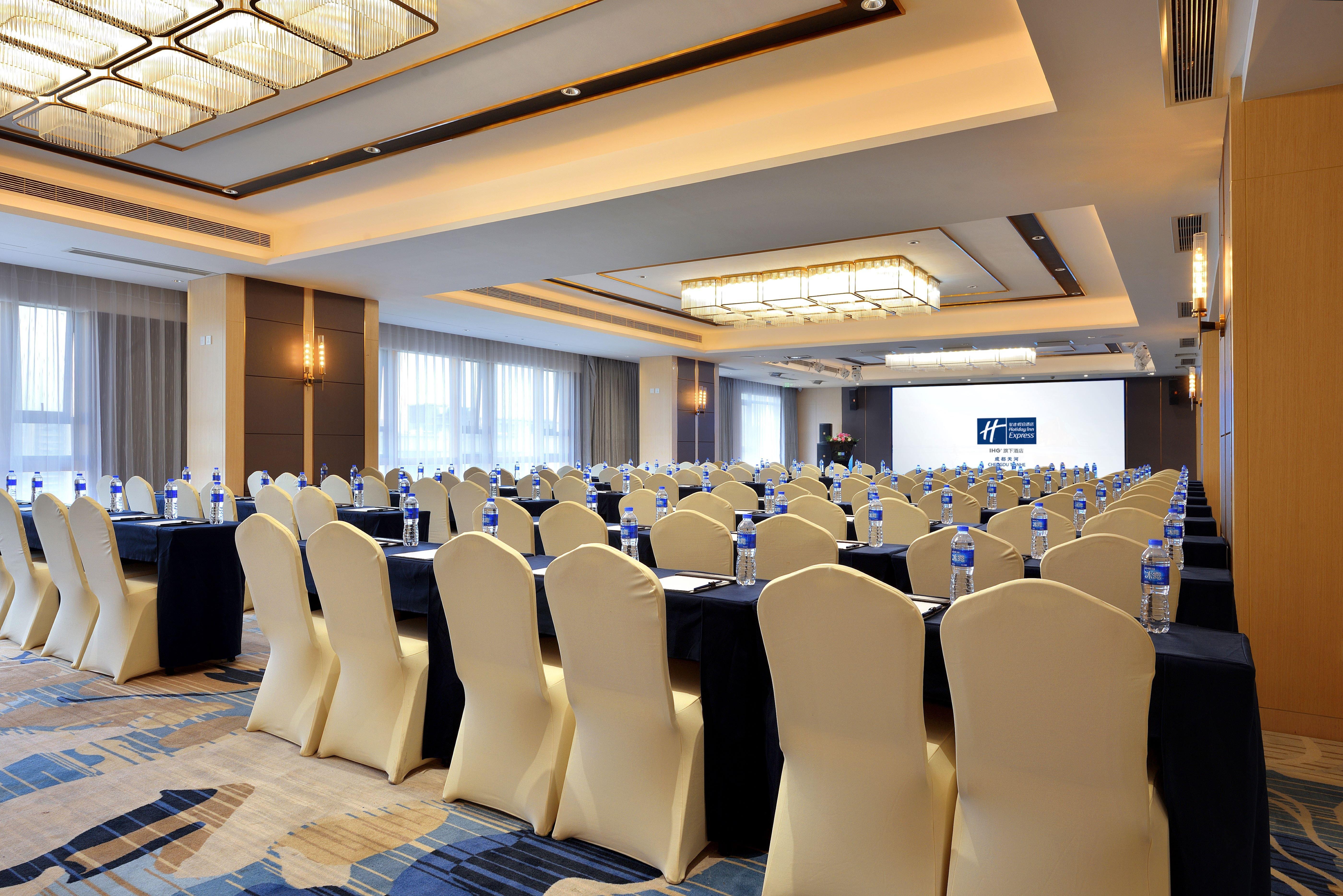 Holiday Inn Express Chengdu Tianhe By Ihg Pixian Экстерьер фото