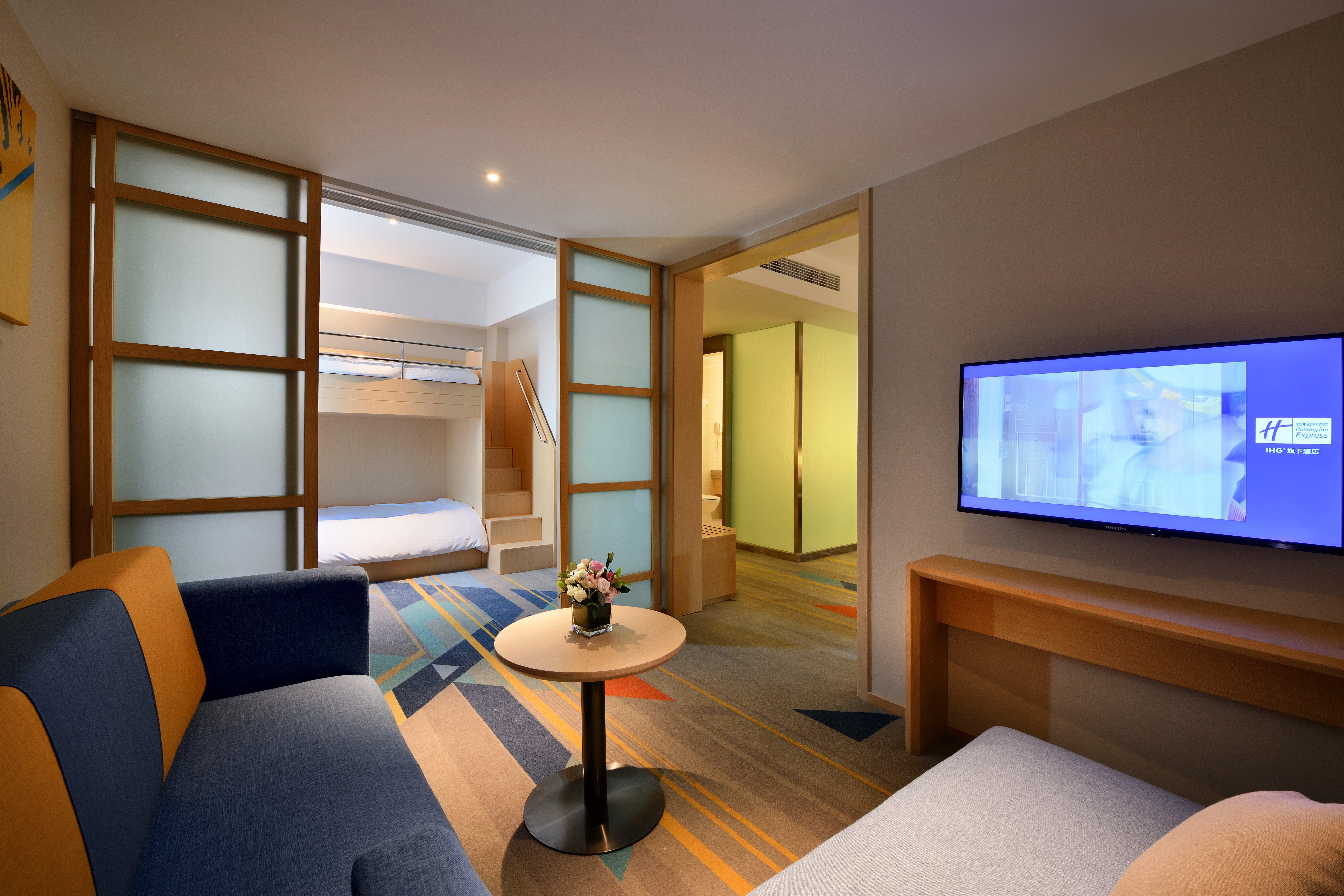 Holiday Inn Express Chengdu Tianhe By Ihg Pixian Экстерьер фото